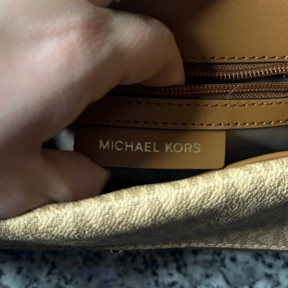 Michael Kors | Sloan Medium Top Handle Satchel Bag With A Crossbody Strap